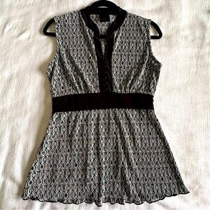 J.T.B. Y2K Womens Babydoll Geometric Empire Tie Waist Ribbed Button Top Sz M